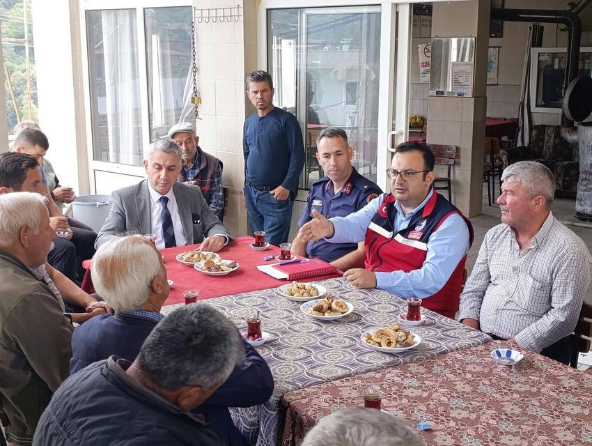 Kaymakam Abay mahallenin ihtiyaçları yerinde değerlendirildi