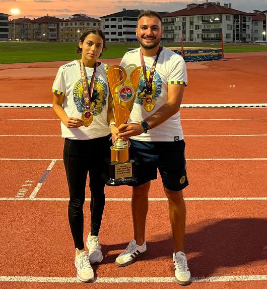 Aydınlı Sude Naz’dan çifte şampiyonluk: Fenerbahçe’ye büyük katkı