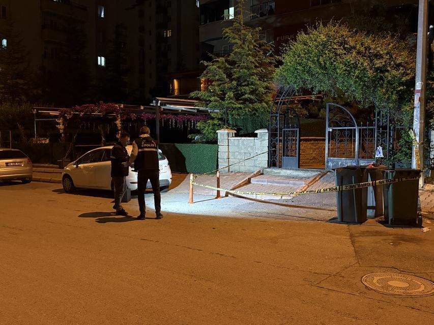 Darp edilen kadını kurtarmaya çalışan kardeşler bıçaklandı