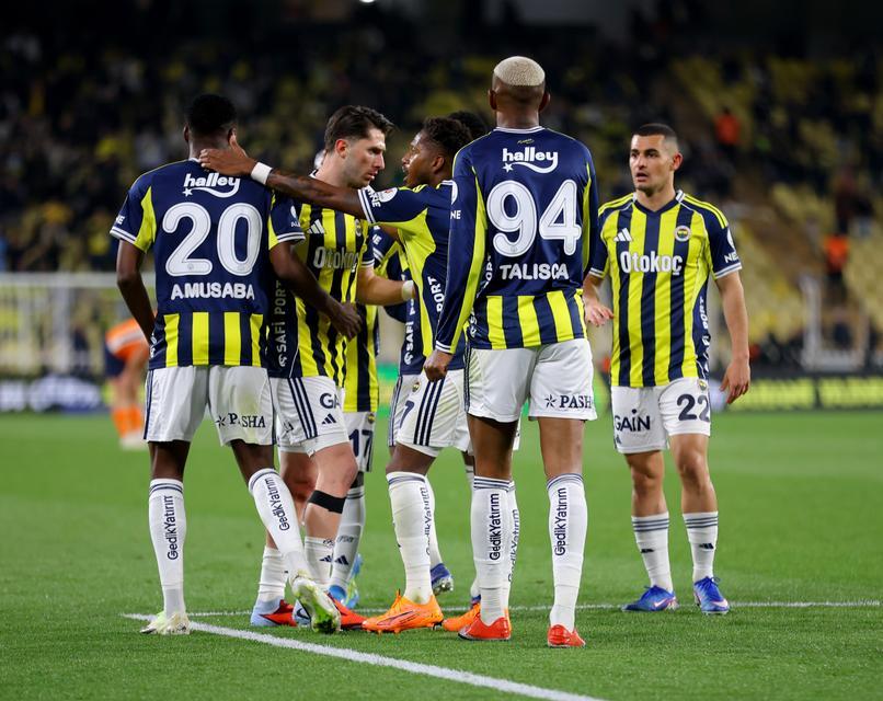 Fenerbahçe, ligde 2 maç sonra kazandı