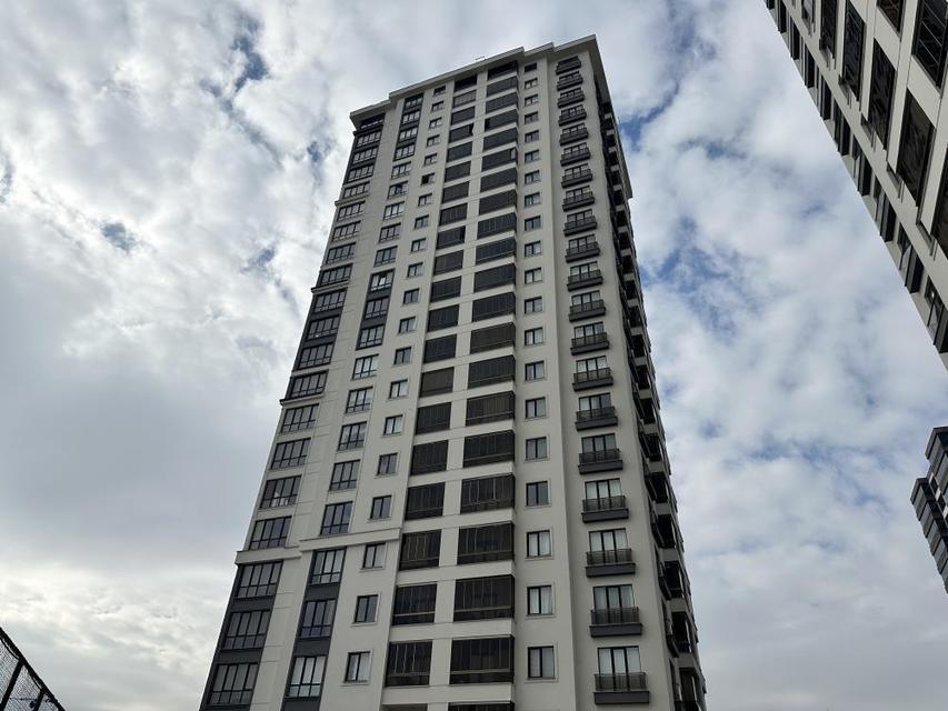 14’üncü kattan düşerek ölen kadının nişanlısına cinayet davasında beraat kararı