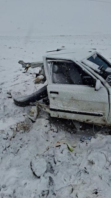 İki araç çarpıştı: 2 yaralı