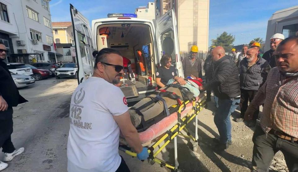 Hastane inşaatında kaza: 1 yaralı