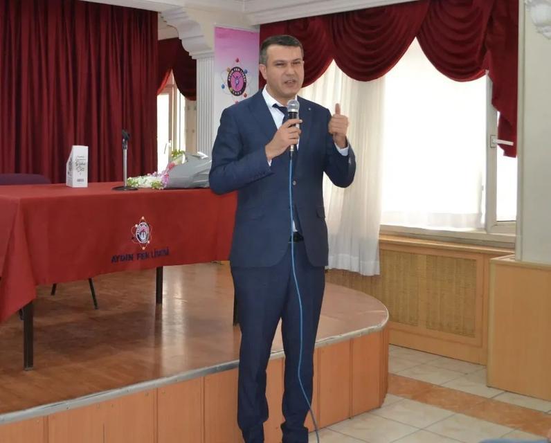 Çine’de görev yapan eğitimci Türkiye birincisi seçildi