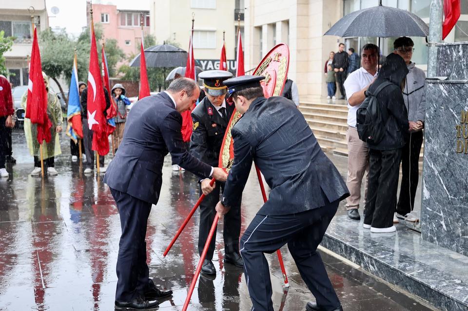 Çine’de Cumhuriyet törenine yağmur engel olamadı