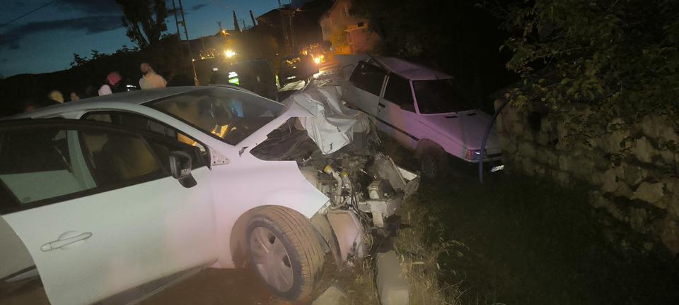 Bayram öncesi feci kaza: Yaralılar var