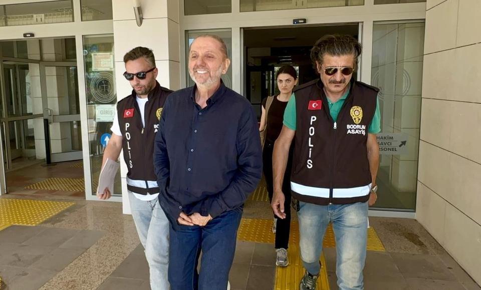 Belediye başkanının danışmanına cumhurbaşkanına hakaretten hapis cezası