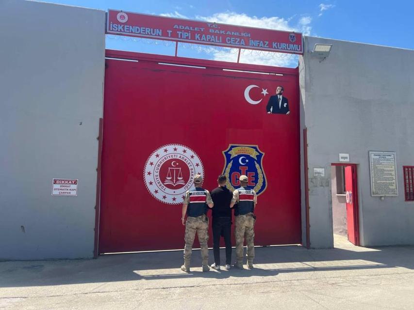 30 yıl hapis cezası bulunan firari mandalina bahçesinde yakalandı