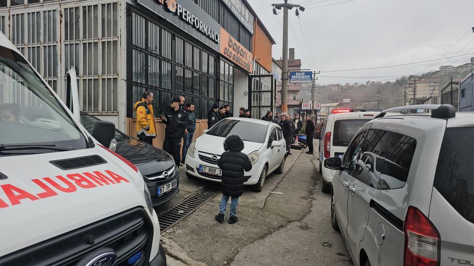 Şüphelendiği otomobilden ceset çıktı