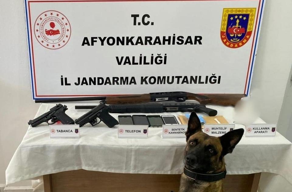 Jandarmadan uyuşturucu operasyonu: 5 gözaltı