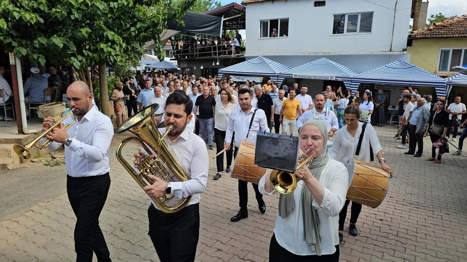 KARACASU'NUN YAYKIN İNCİRİ, FESTİVALLE TANITILDI