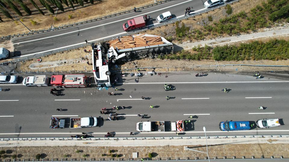 Feci kazada 2 şoför gözaltına alındı