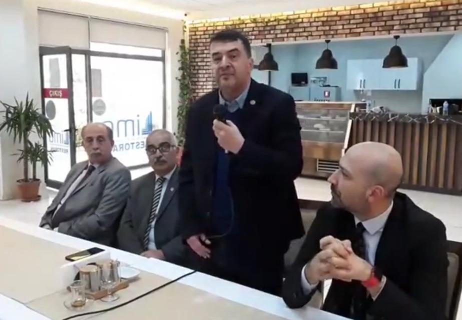 CHP Eski Aydın Milletvekili Prof. Dr. Metin Lütfi Baydar, Söke'de partisinin belediye başkan adayına muhtarlardan destek istediği toplantıda, "Aydın'da su sütten pahalı hale gelmiş" dedi.