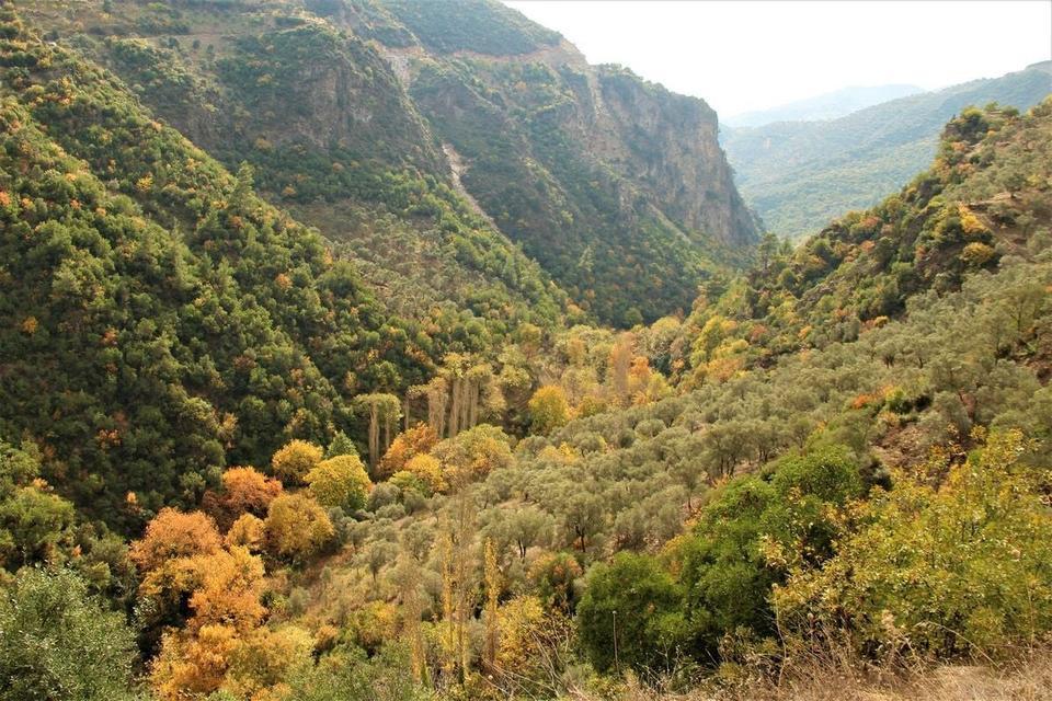 AYDIN'IN DOĞA HARİKASI KOÇAK KANYONU, ÖZGÜN KLİMASIYLA İLGİ ODAĞI OLMAYA DEVAM EDİYOR