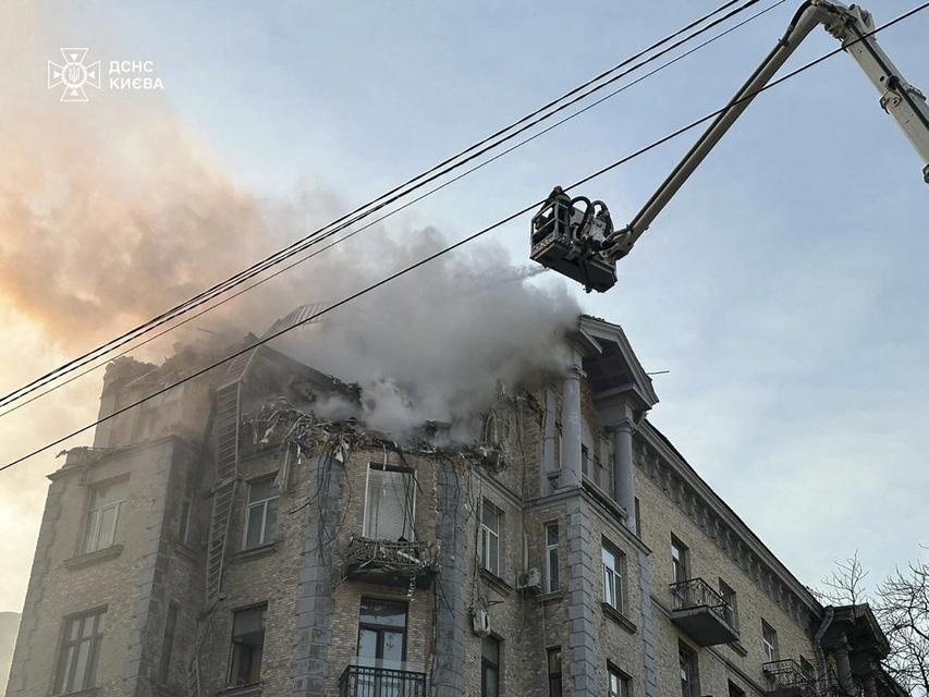 Rusya’dan Kiev’e İHA saldırısı: 1 ölü, 6 yaralı