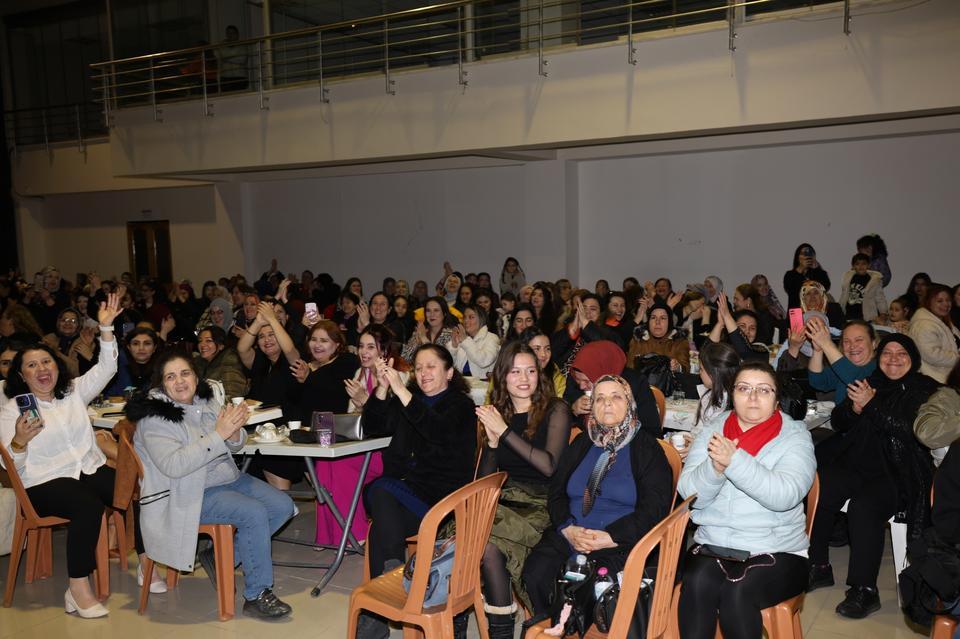 Kadınlar matinesi ile unutulmaz bir gece yaşandı