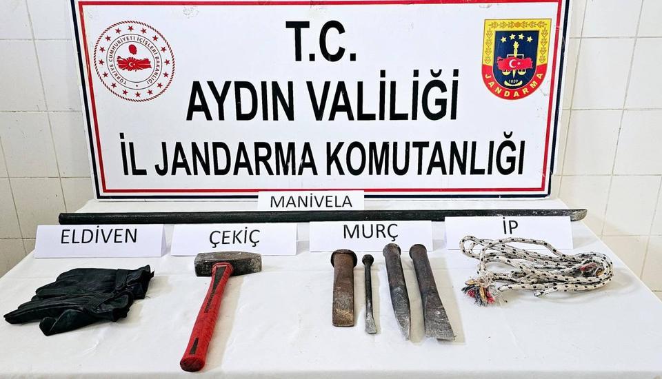 Aydın’da 6 köstebek suçüstü yakalandı