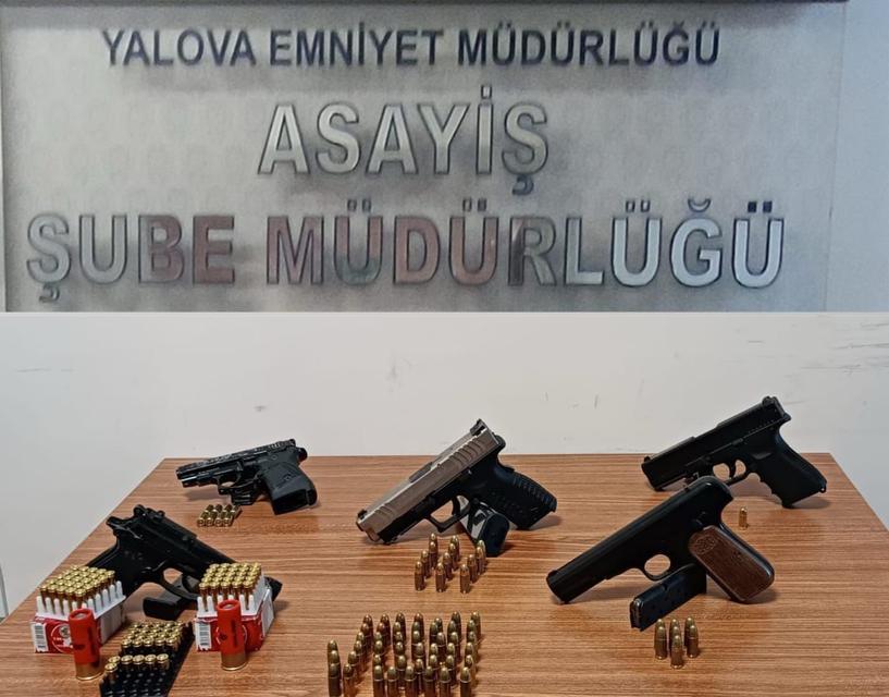 YALOVA'DA RUHSATSIZ SİLAH OPERASYONU: 12 GÖZALTI