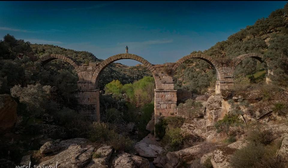 Çine’deki asırlık su kemeri zamana meydan okuyor