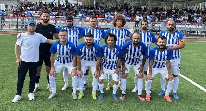 Sazlıspor şampiyonluğa koşuyor