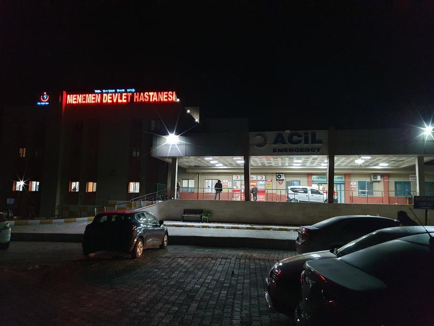 İzmir'de bir kişinin düğüne katılanların üzerine silahla ateş açması sonucu 1 çocuk öldü, 7 kişi yaralandı