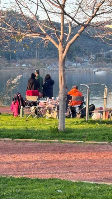 GÜNEŞLİ HAVA ADAGÖL'Ü DOLDURDU