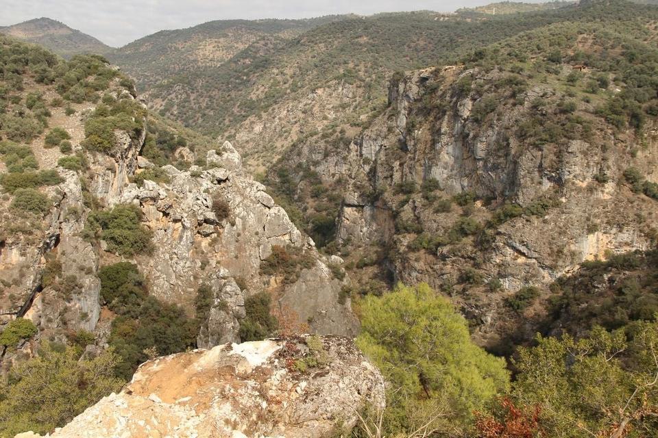 AYDIN'IN DOĞA HARİKASI KOÇAK KANYONU, ÖZGÜN KLİMASIYLA İLGİ ODAĞI OLMAYA DEVAM EDİYOR