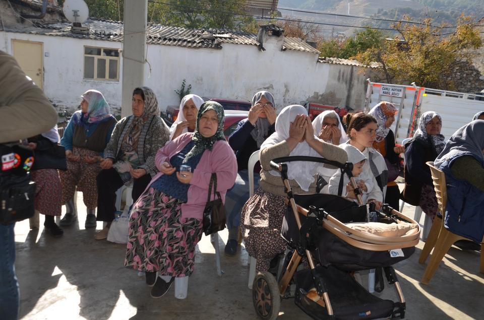 NAZİLLİ'DE ŞEHİTLER VE KURAKLIK İÇİN HAYIR YAPILDI