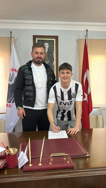 KUŞADASISPOR, TRANSFERİN SON GÜNÜNDE GAZA BASTI