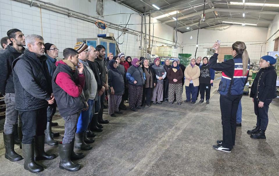 Aydın'da "En İyi Narkotik Polisi Anne" eğitim verildi