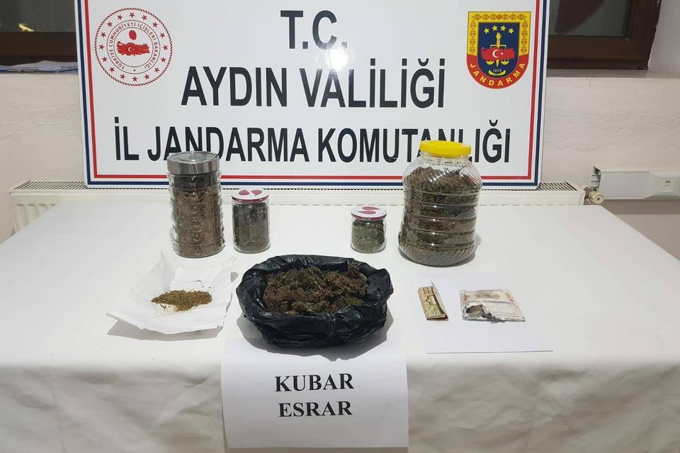 Aydın’da 3.7 kilogram uyuşturucu ele geçirildi