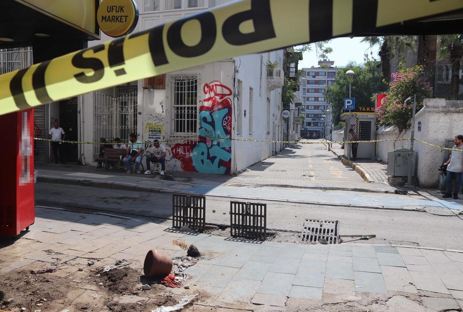 İzmir'de 2 kişinin öldüğü olayda gözaltı sayısı 29'a yükseldi