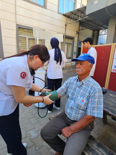 AYDIN ATATÜRK DEVLET HASTANESİ'NDE VATANDAŞLAR KALP SAĞLIĞI HAKKINDA BİLGİLENDİRİLDİ