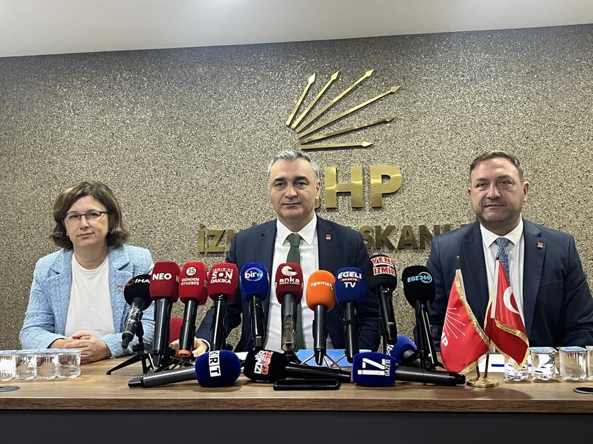 "Özgür Özel İzmir halkından özür dileyecek"