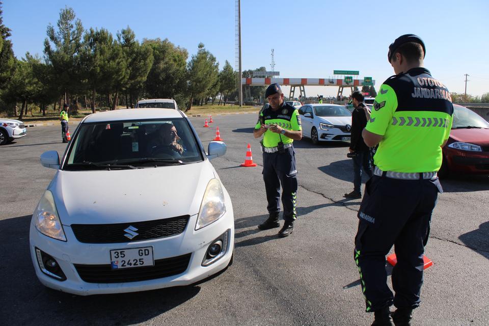 AYDIN'DA OTOYOL JANDARMA KOMUTANLIĞI GÖREVE BAŞLADI JANDARMA 144 KİLOMETRELİK OTOYOLDA HAVADAN VE KARADAN DENETİM YAPACAK