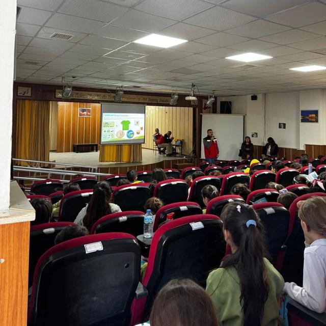 KUŞADASI'NDA ÖĞRENCİLERE SU VERİMLİLİĞİNİN ÖNEMİ ANLATILDI