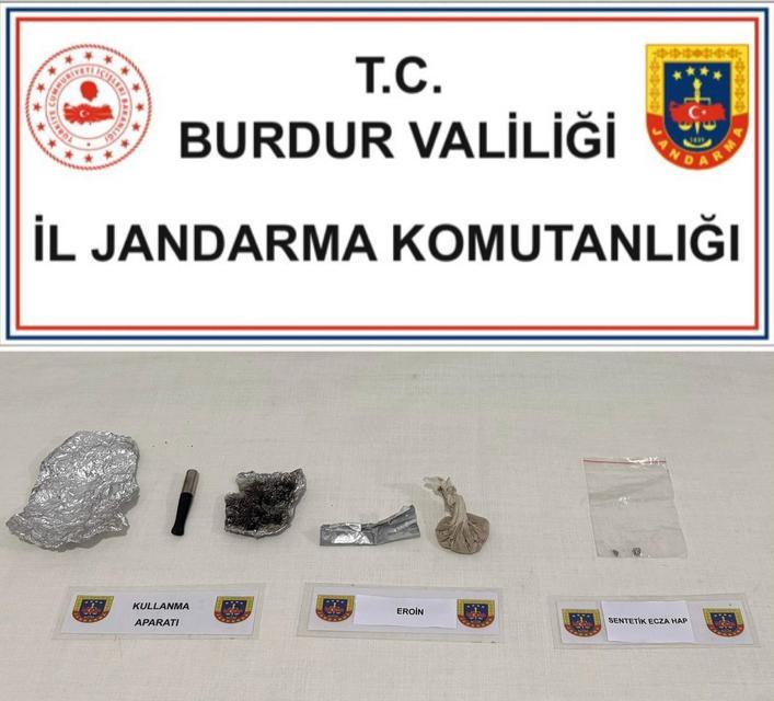 Burdur'da üzerinde uyuşturucu ile yakalandı