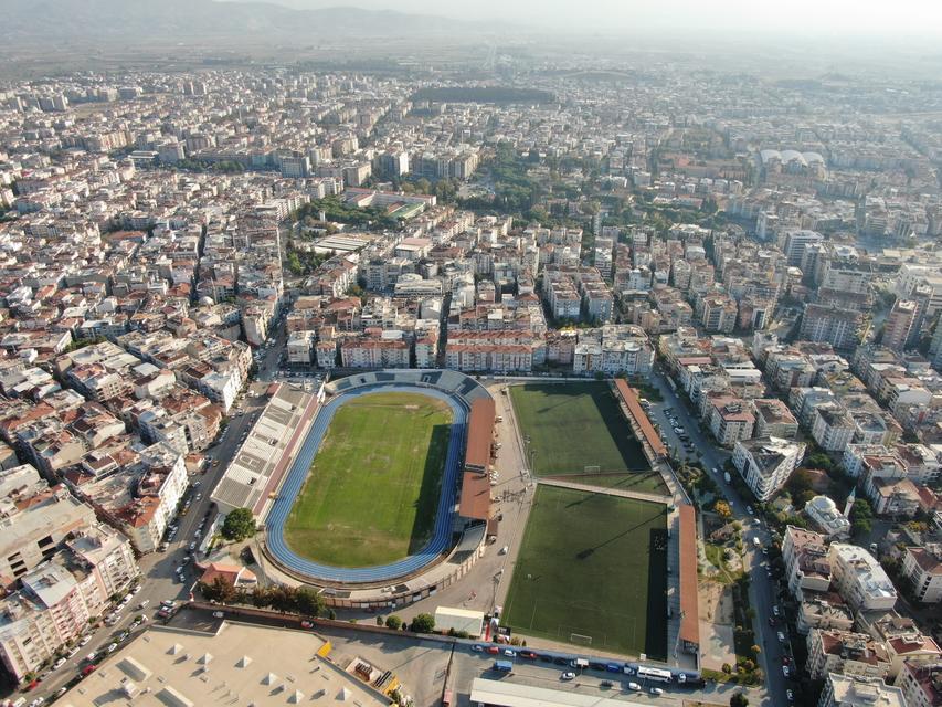 AYDIN'IN ADNAN MENDERES STADYUMU İÇİN DÜĞMEYE BASILDI, YIKIM İÇİN İHALE ÇIKACAK