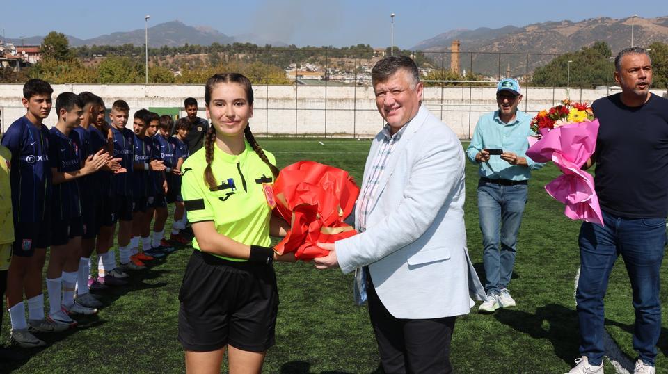 AYDIN'DA U-14 TANSU YILMAZ FUTBOL SEZONU BAŞLADI