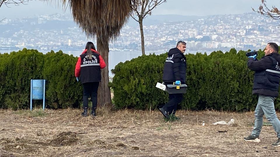 DENİZDE ELLERİ VE AYAKLARI BAĞLANMIŞ ERKEK CESEDİ BULUNDU