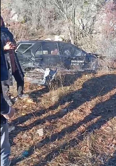 Kontrolden çıkan otomobil şarampole devrildi: 1 yaralı