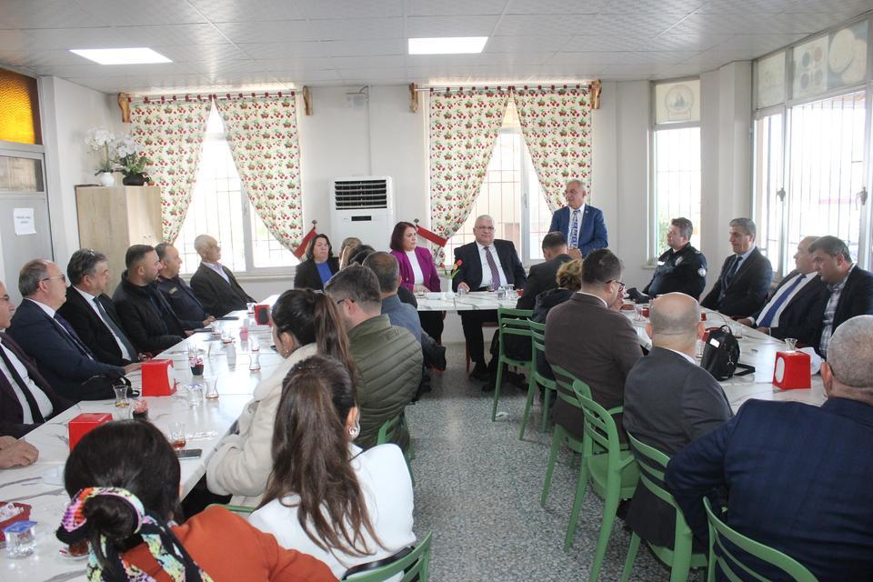 Sultanhisar'da  Kaymakam Güneş için veda yemeği