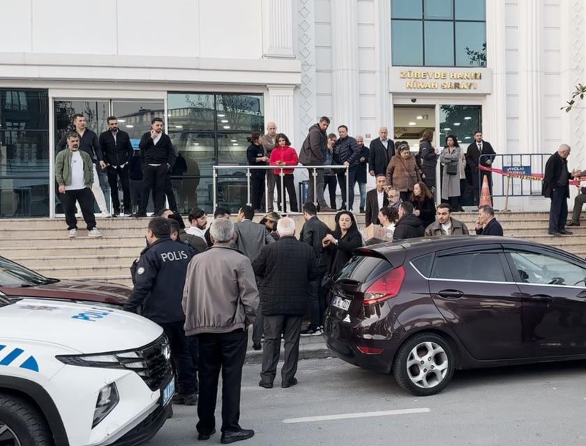 AVCILAR'DA GELİN VE DAMADA SİLAHLI SALDIRI: 1 YARALI