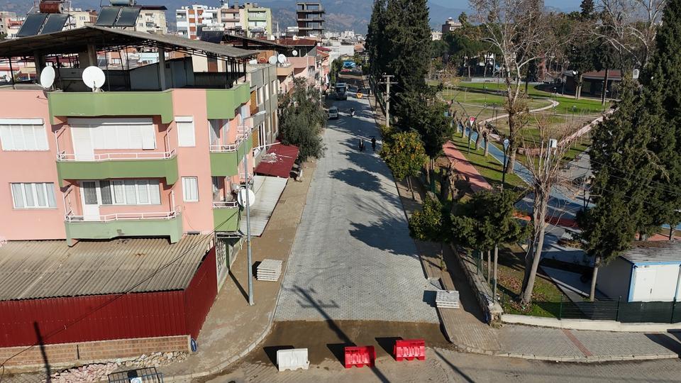 NAZİLLİ BELEDİYESİ YENİ YILIN İLK GÜNÜNDEN DÖRT MAHALLEDE ÇALIŞMAYA BAŞLADI