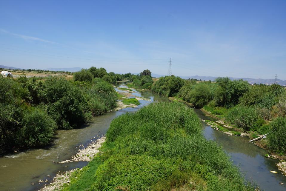 BATI ANADOLU'NUN EN BÜYÜK NEHRİ SUYA HASRET KALDI BÜYÜK MENDERES, KURAKLIKTAN NASİBİNİ ALDI