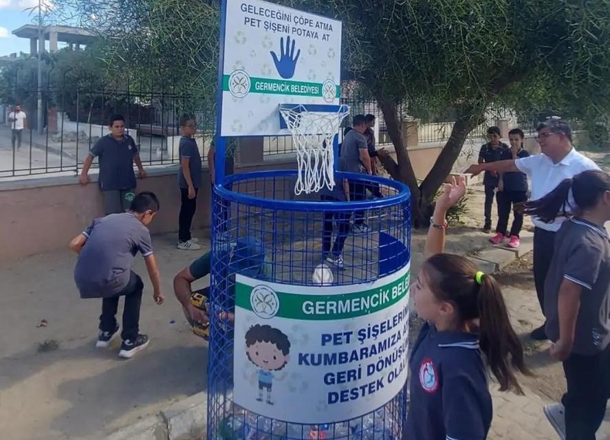 Germencik'te çocuklar atık yönetimini öğreniyor