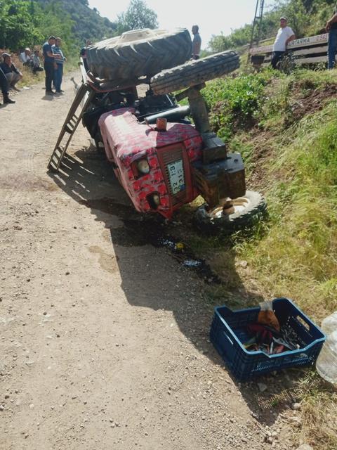 Traktör devrildi: 8 yaşındaki çocuk öldü, annesi yaralandı