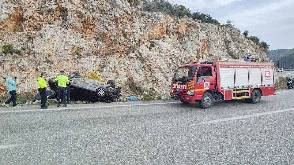 VİRAJI ALAMAYAN OTOMOBİL TAKLA ATTI: 2 YARALI