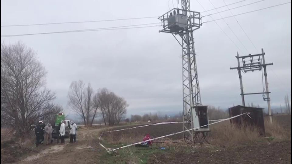 AMASYA'DA ELEKTRİK TRAFOSUNUN ÖNÜNDE BİR KİŞİ ÖLÜ BULUNDU