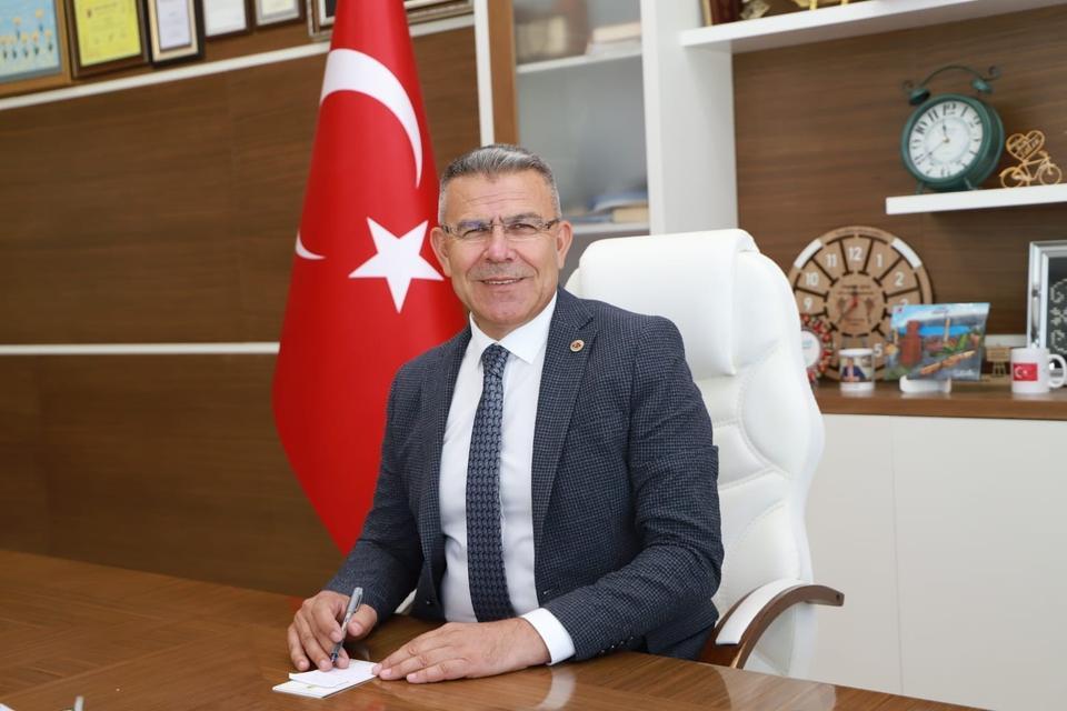 "Öğretmenlerimiz, yarınlarımızın mimarıdır"